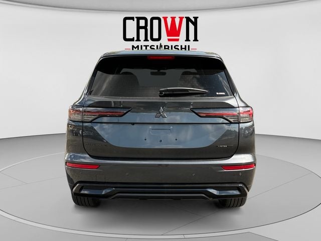 2026 Mitsubishi Outlander LE