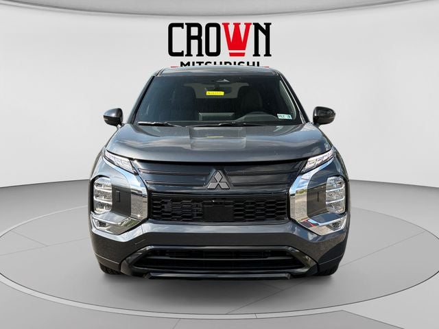 2026 Mitsubishi Outlander LE