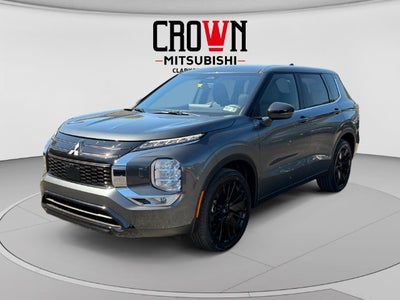 2026 Mitsubishi Outlander LE