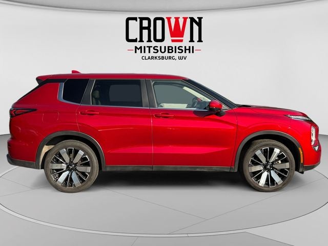 2026 Mitsubishi Outlander SE