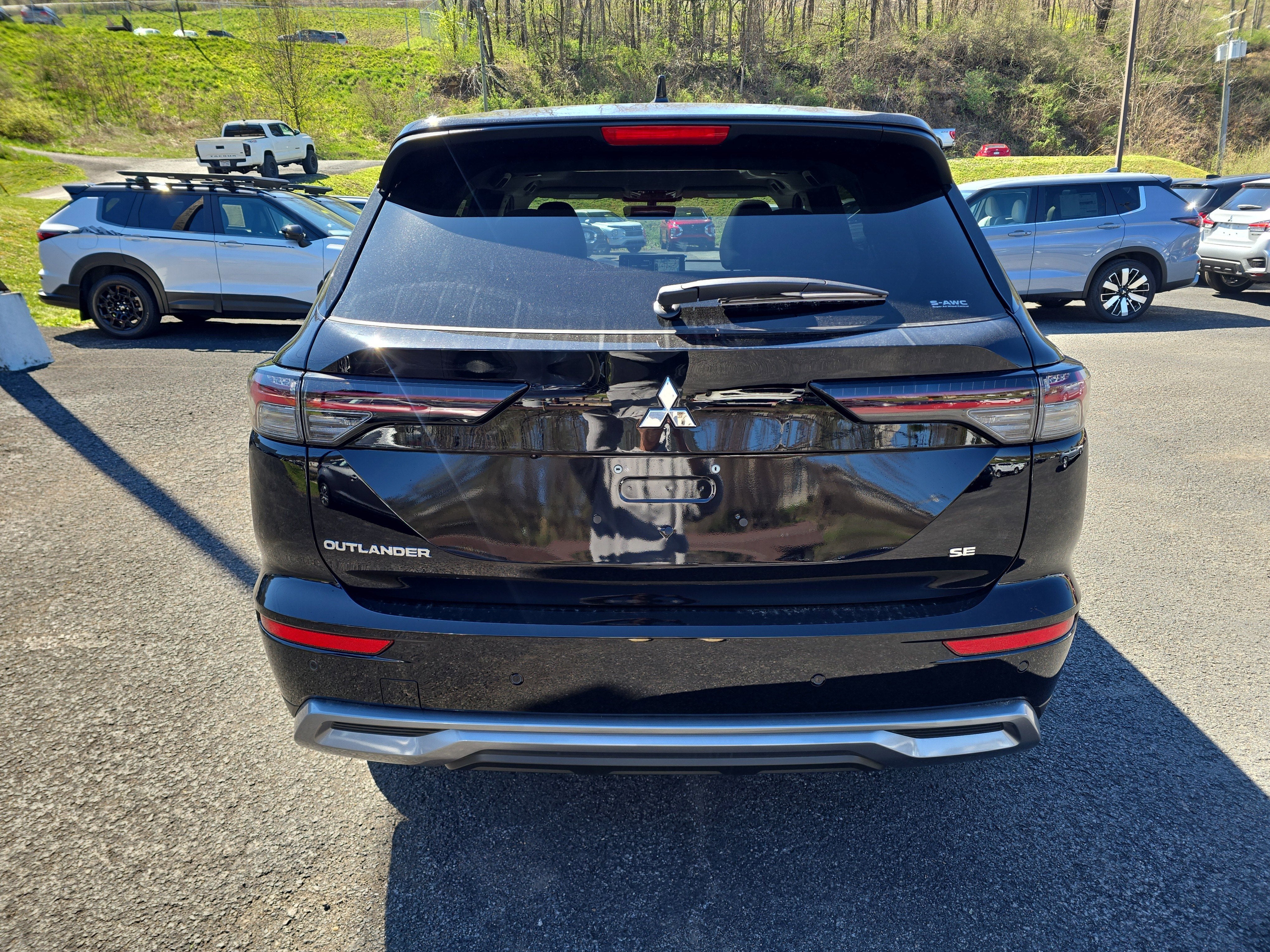 2026 Mitsubishi Outlander SE