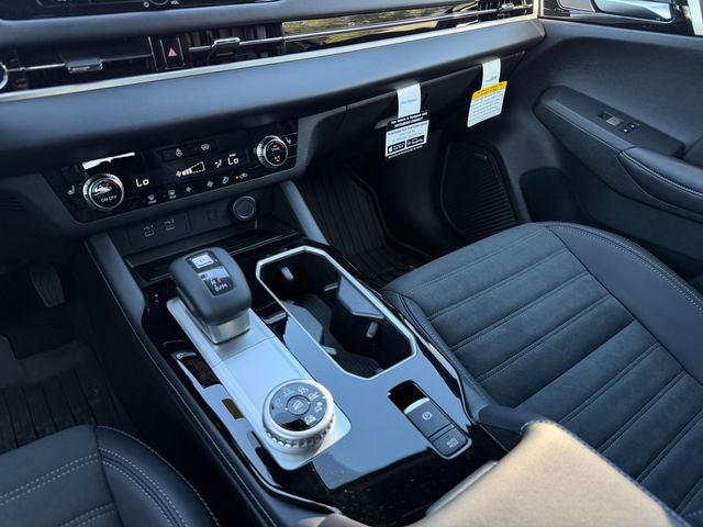 2026 Mitsubishi Outlander LE