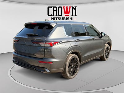 2026 Mitsubishi Outlander LE