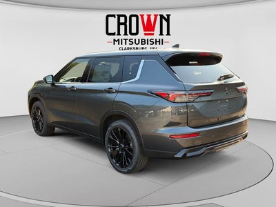 2026 Mitsubishi Outlander LE
