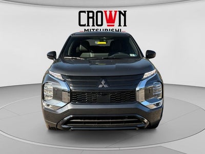 2026 Mitsubishi Outlander LE