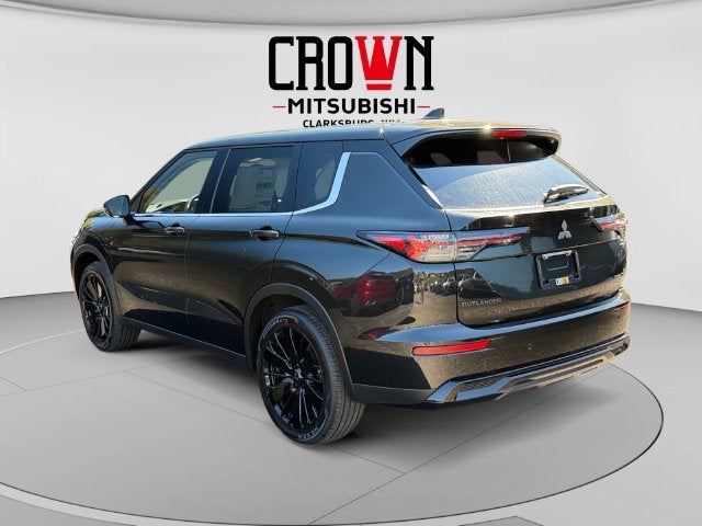2026 Mitsubishi Outlander LE