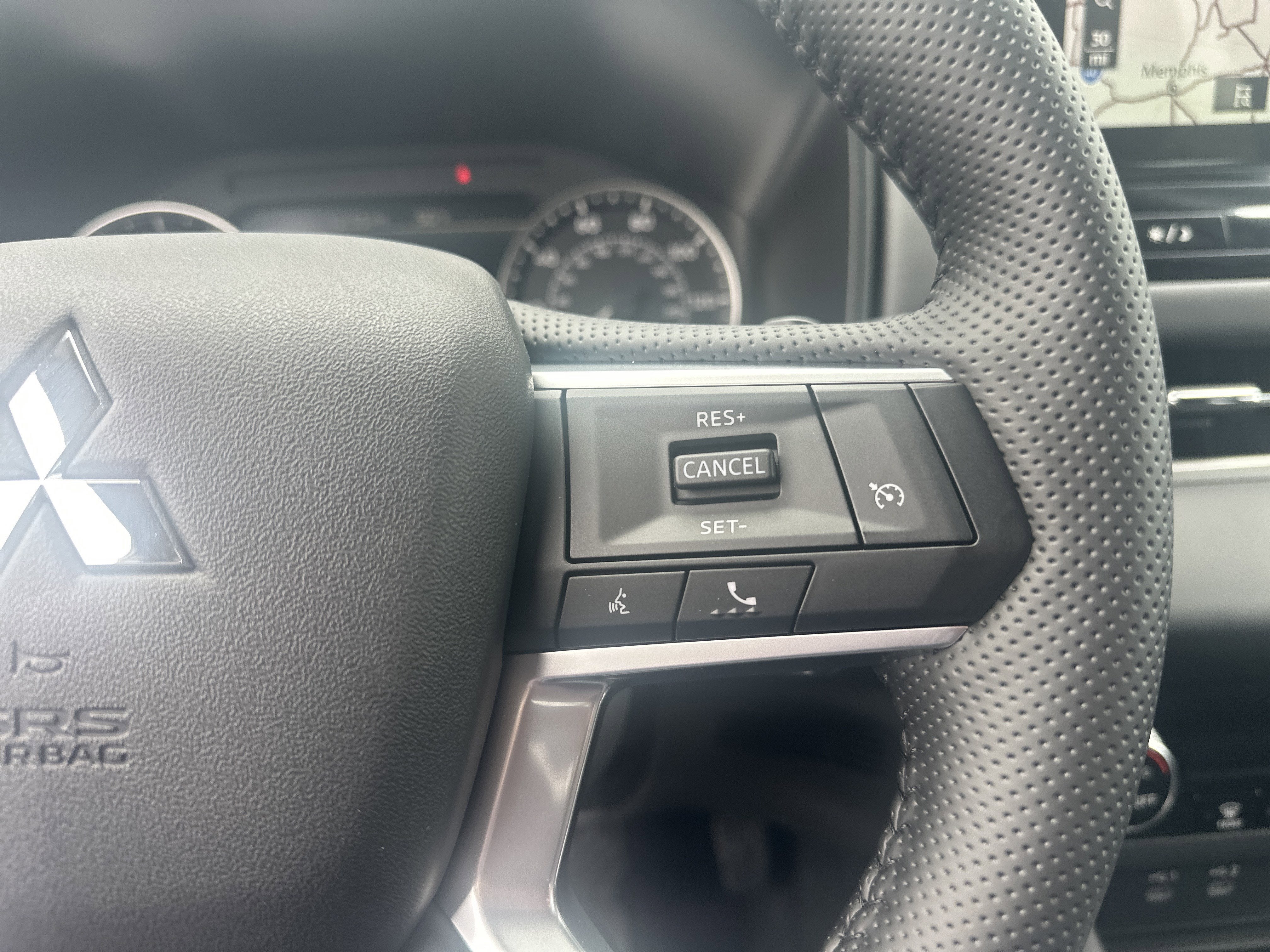 2026 Mitsubishi Outlander LE