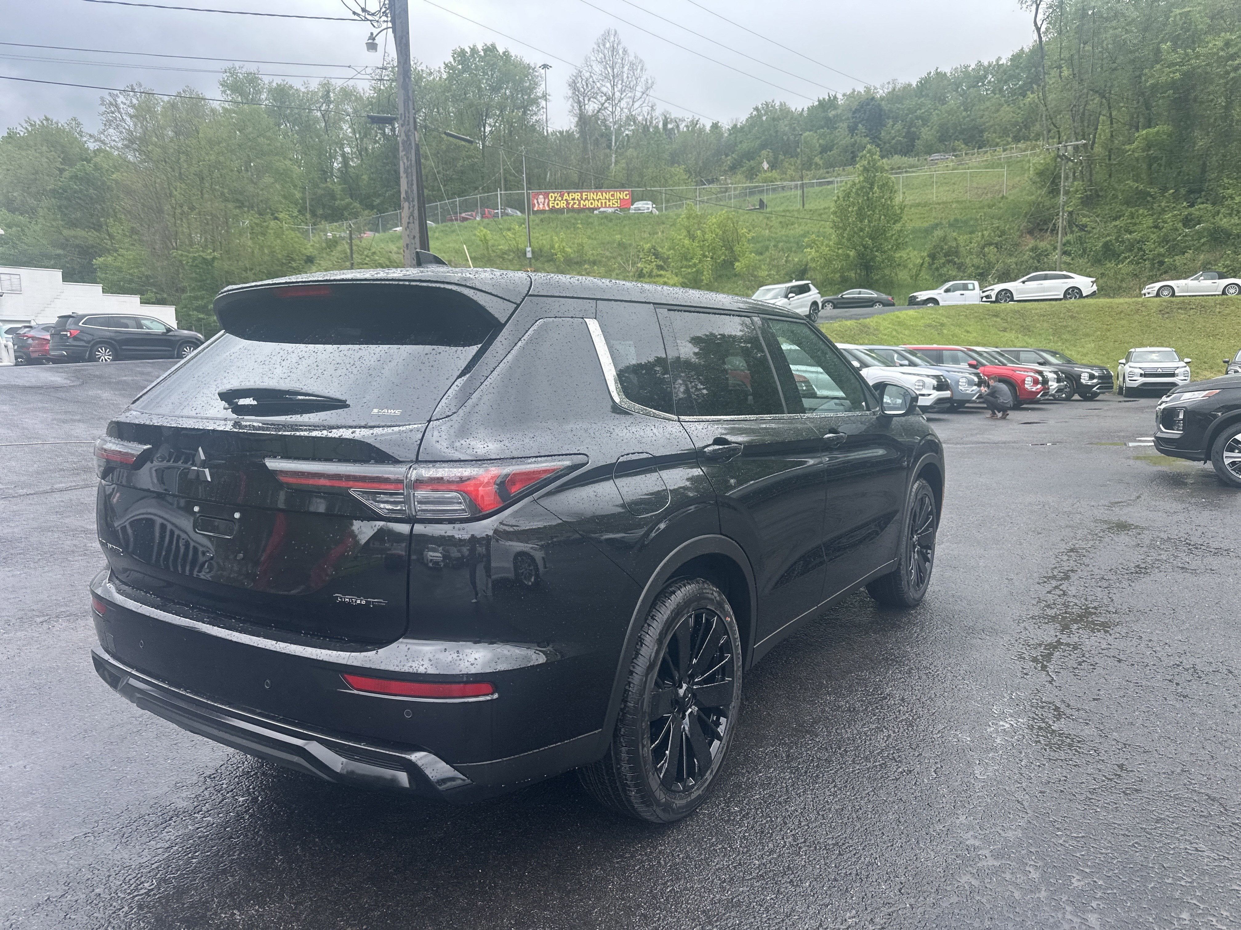 2026 Mitsubishi Outlander LE