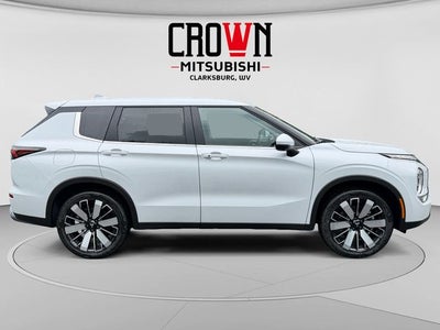 2026 Mitsubishi Outlander SE
