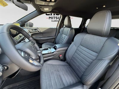 2026 Mitsubishi Outlander LE