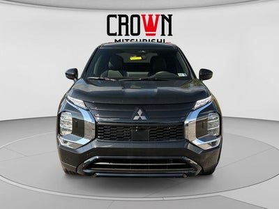 2026 Mitsubishi Outlander LE