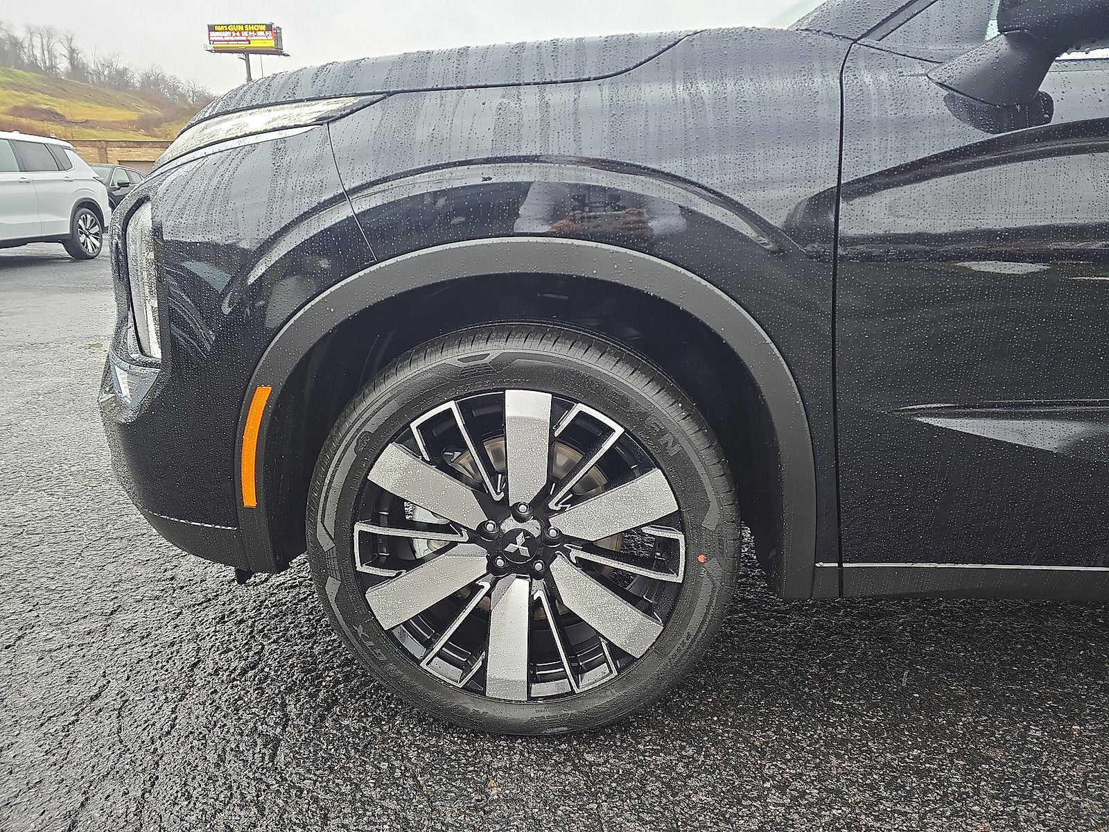 2026 Mitsubishi Outlander SE