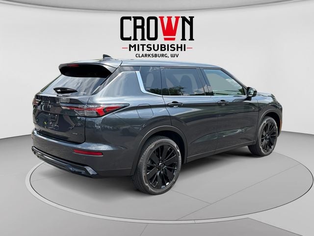 2026 Mitsubishi Outlander LE