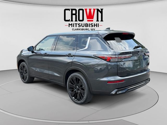 2026 Mitsubishi Outlander LE