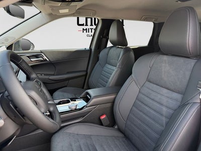 2026 Mitsubishi Outlander SE
