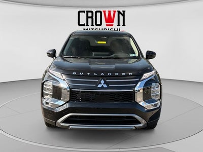 2026 Mitsubishi Outlander SE