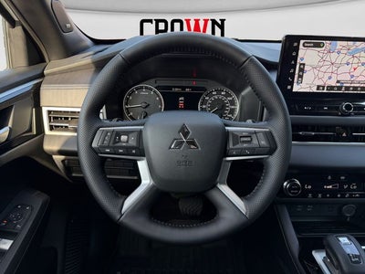 2026 Mitsubishi Outlander LE