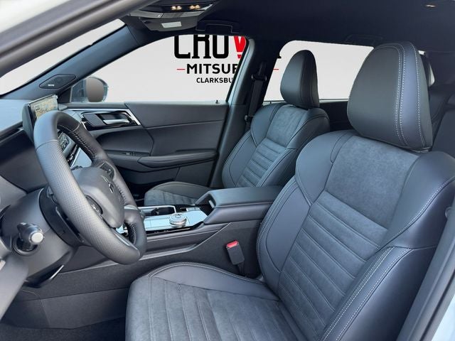 2026 Mitsubishi Outlander LE