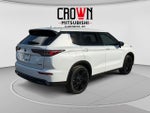 2026 Mitsubishi Outlander LE