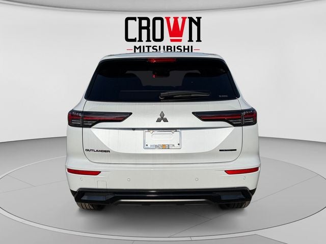 2026 Mitsubishi Outlander LE