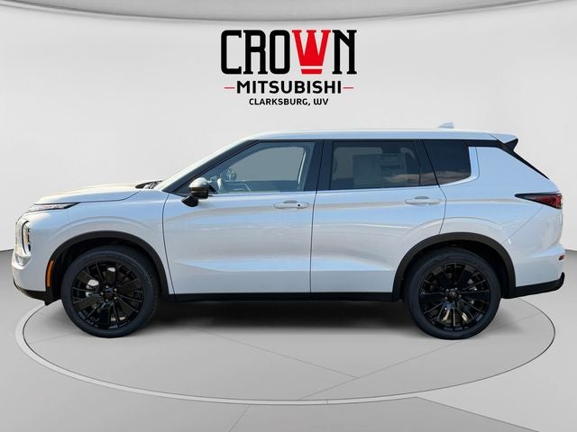 2026 Mitsubishi Outlander LE