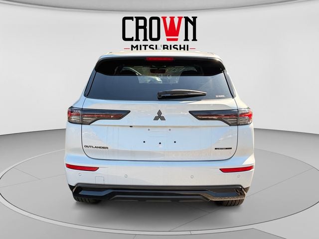 2026 Mitsubishi Outlander LE