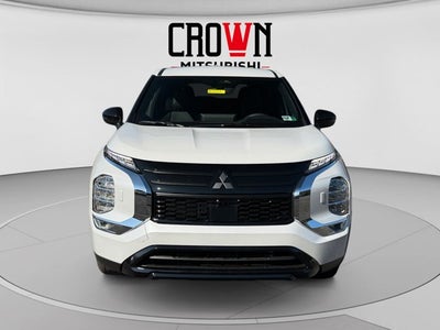 2026 Mitsubishi Outlander LE