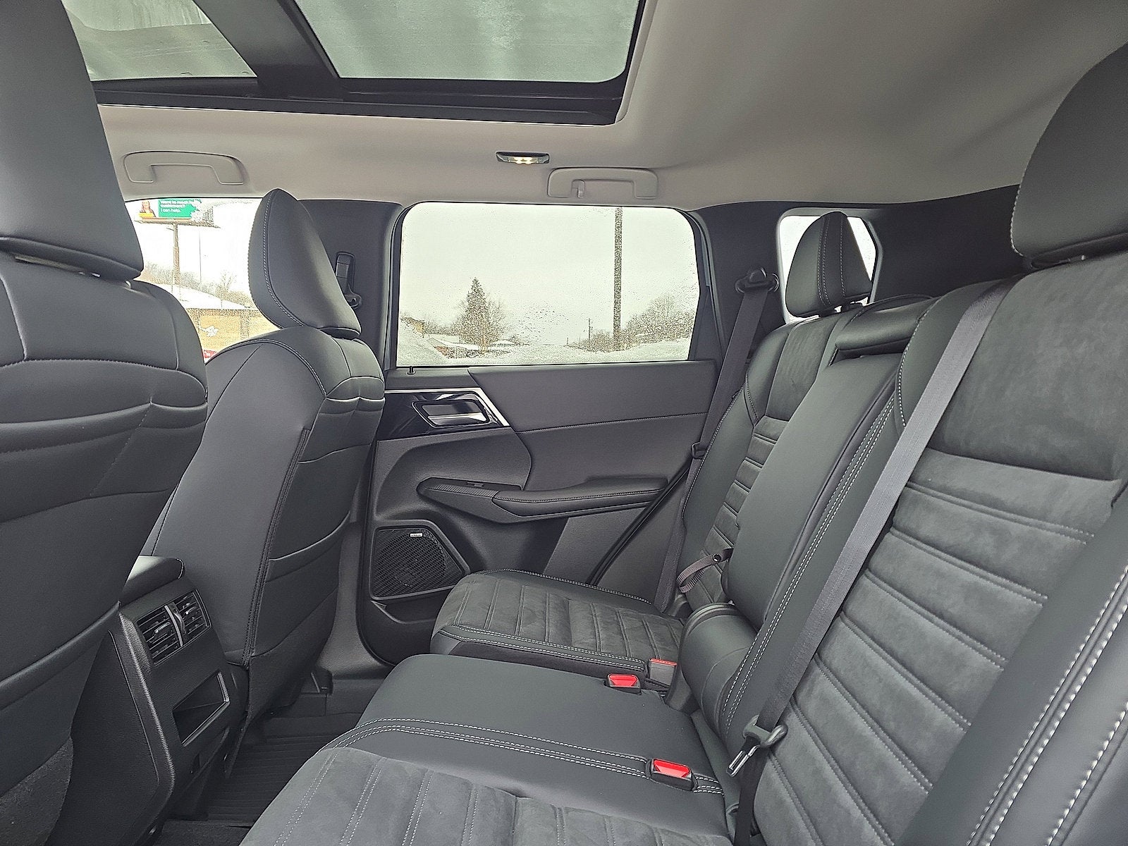 2026 Mitsubishi Outlander Trail Edition