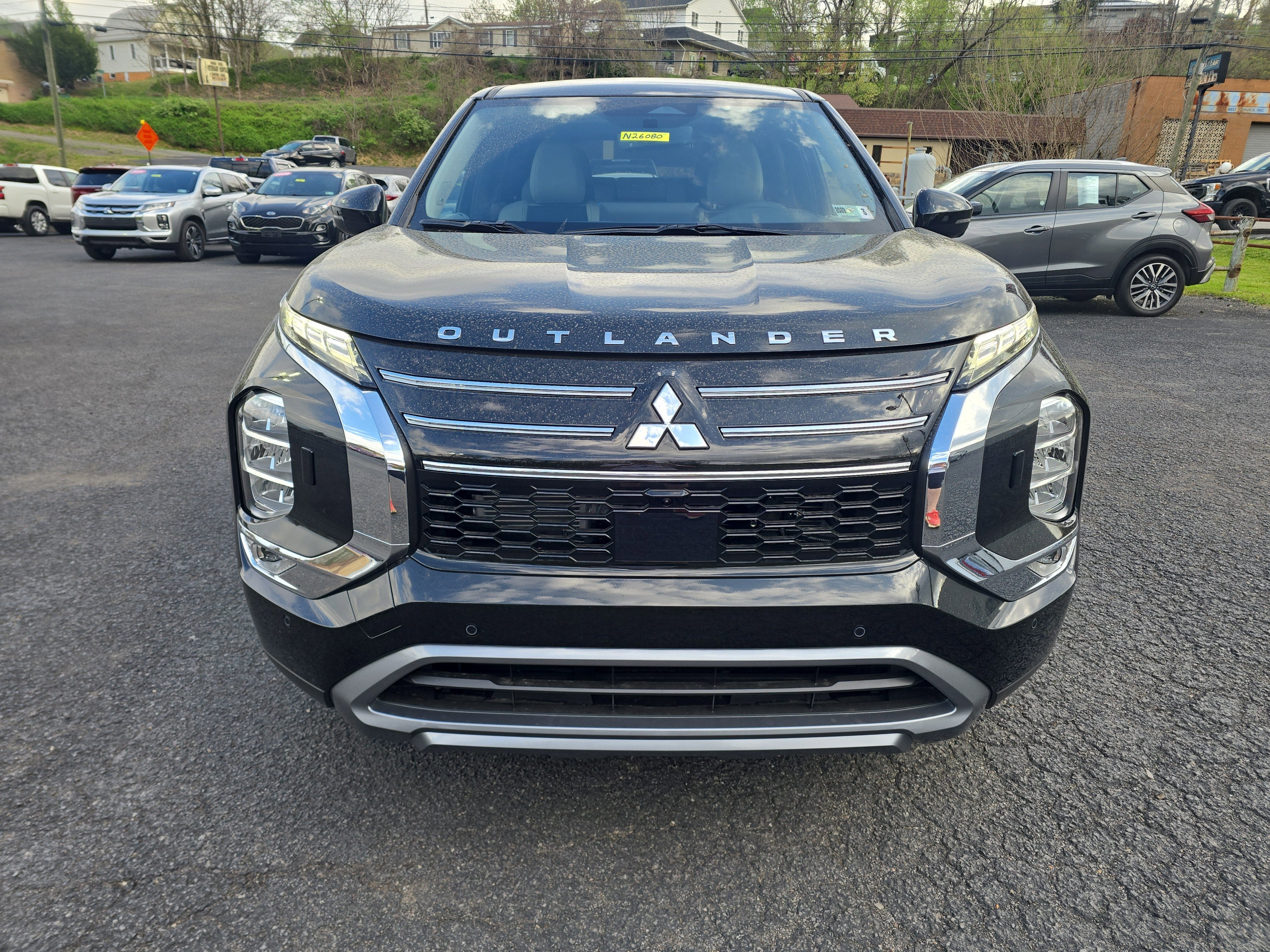 2026 Mitsubishi Outlander SE
