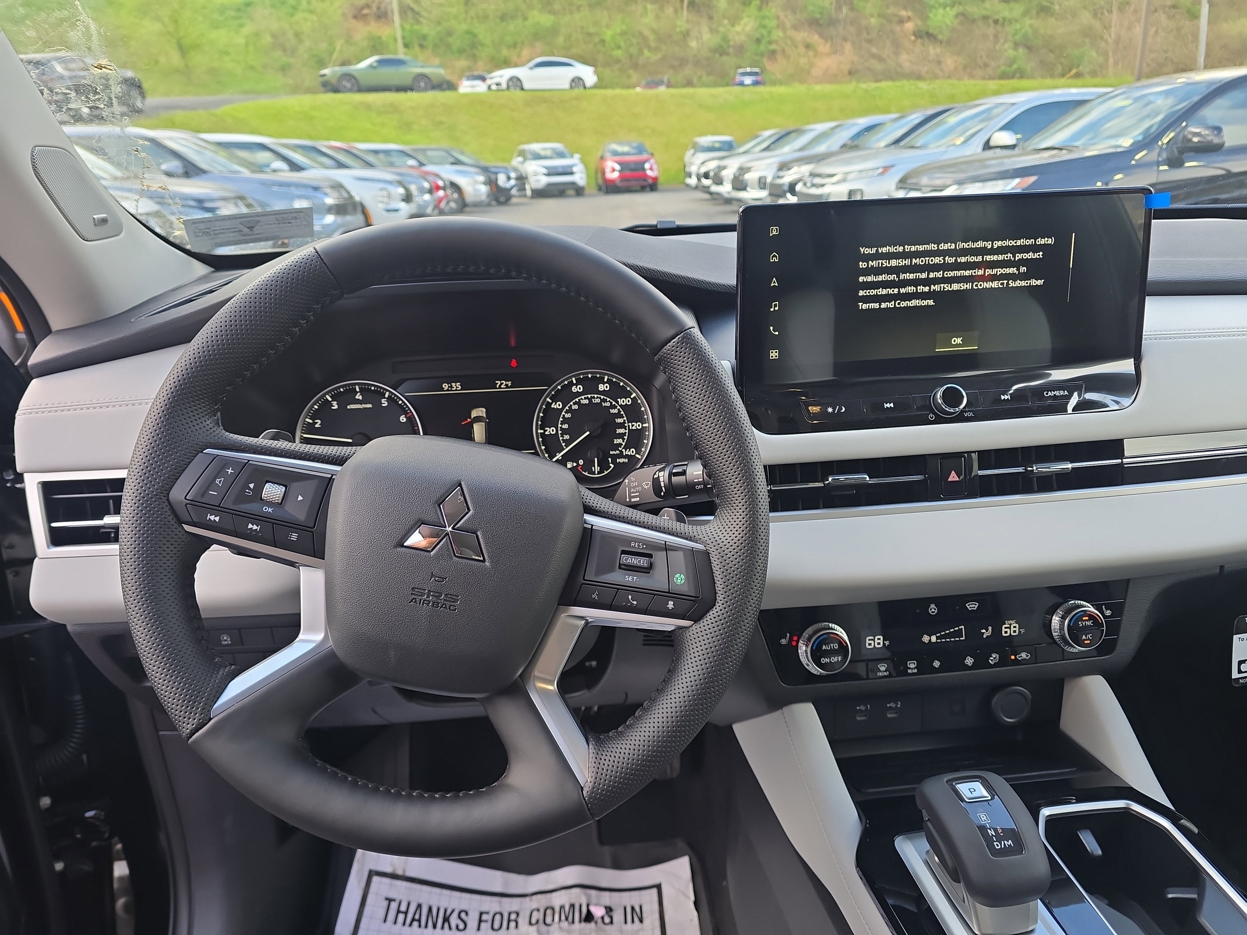 2026 Mitsubishi Outlander SE