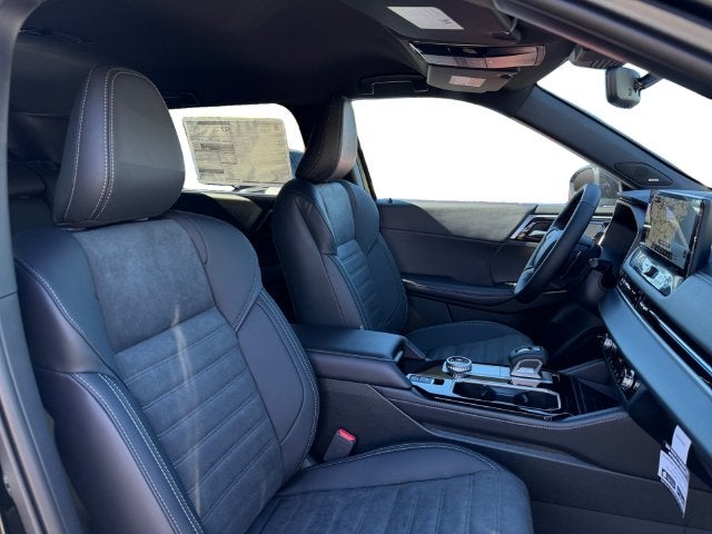2026 Mitsubishi Outlander LE