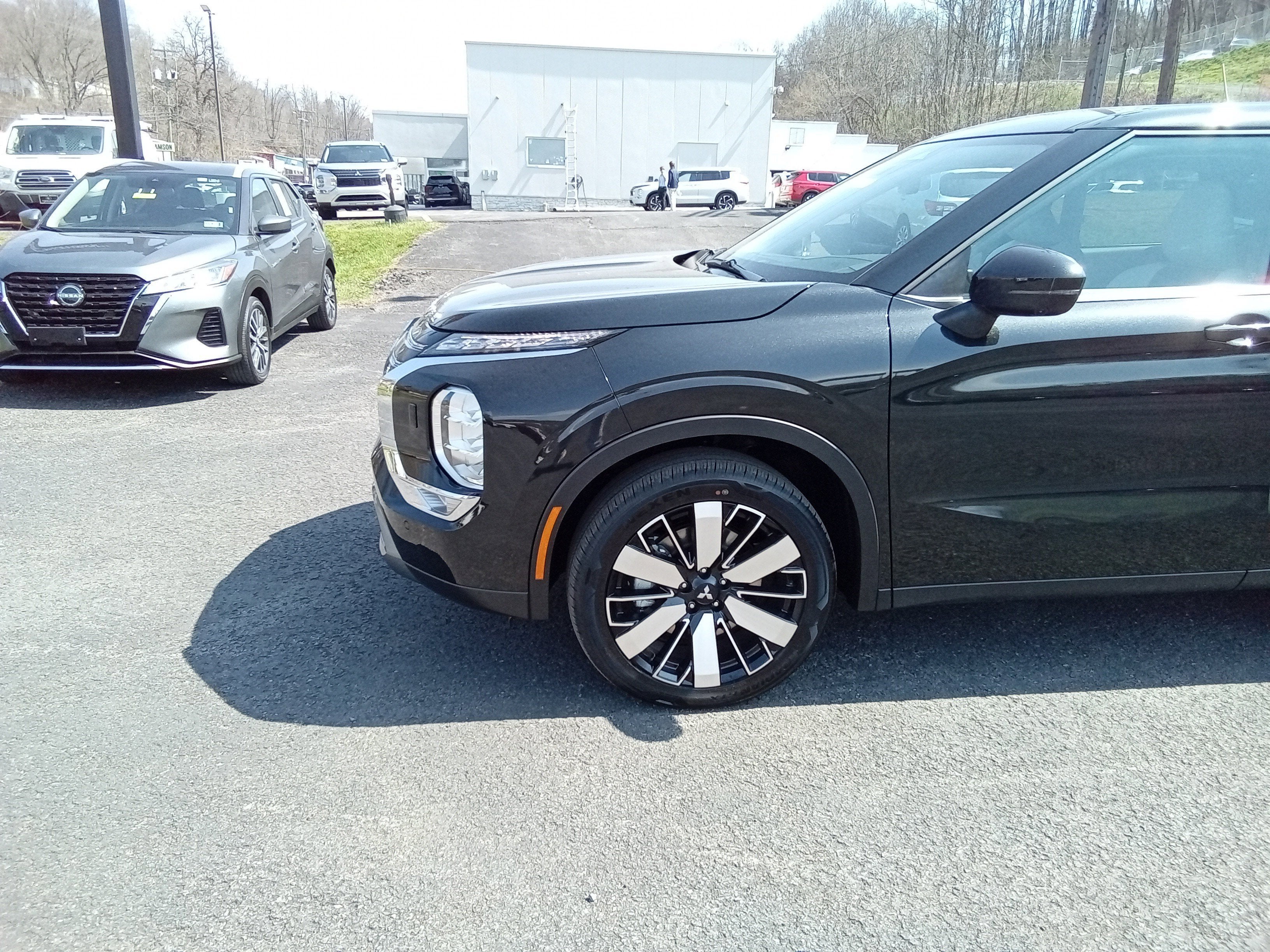 2026 Mitsubishi Outlander SE