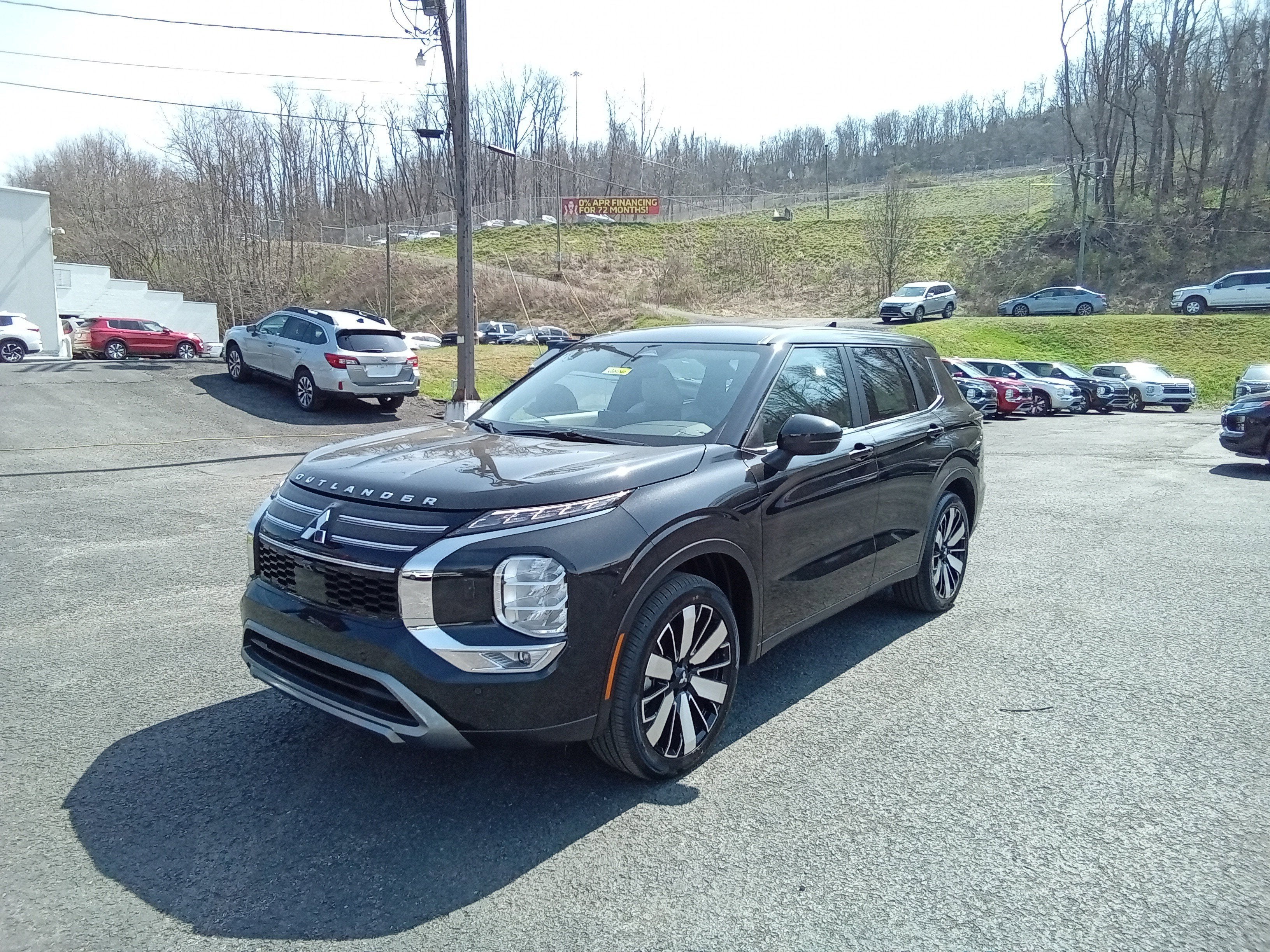 2026 Mitsubishi Outlander SE