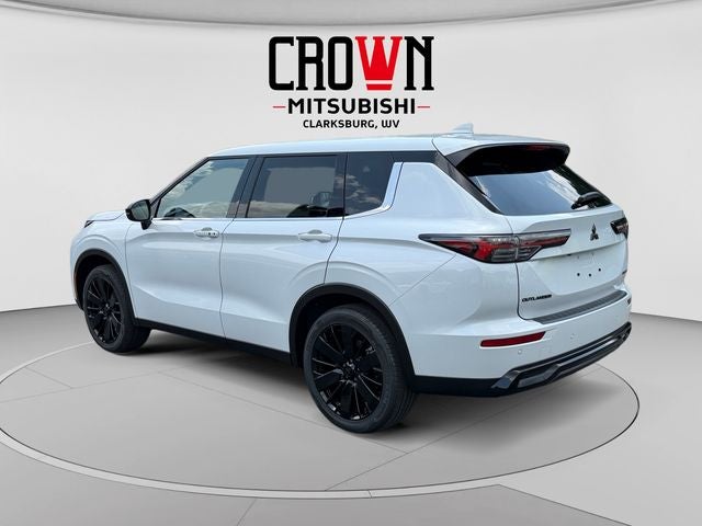 2026 Mitsubishi Outlander LE