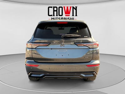 2026 Mitsubishi Outlander LE