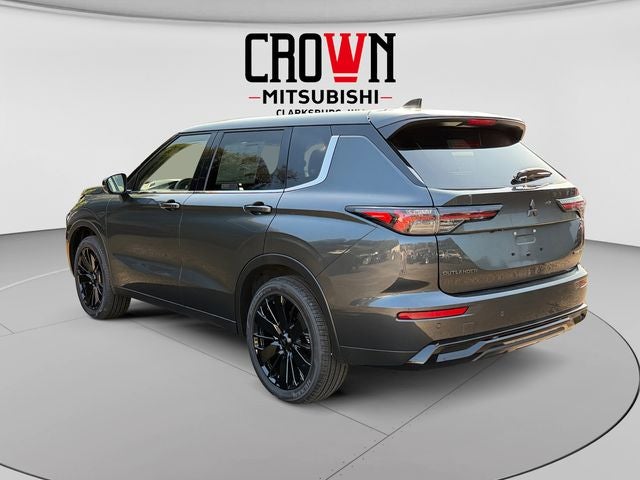 2026 Mitsubishi Outlander LE