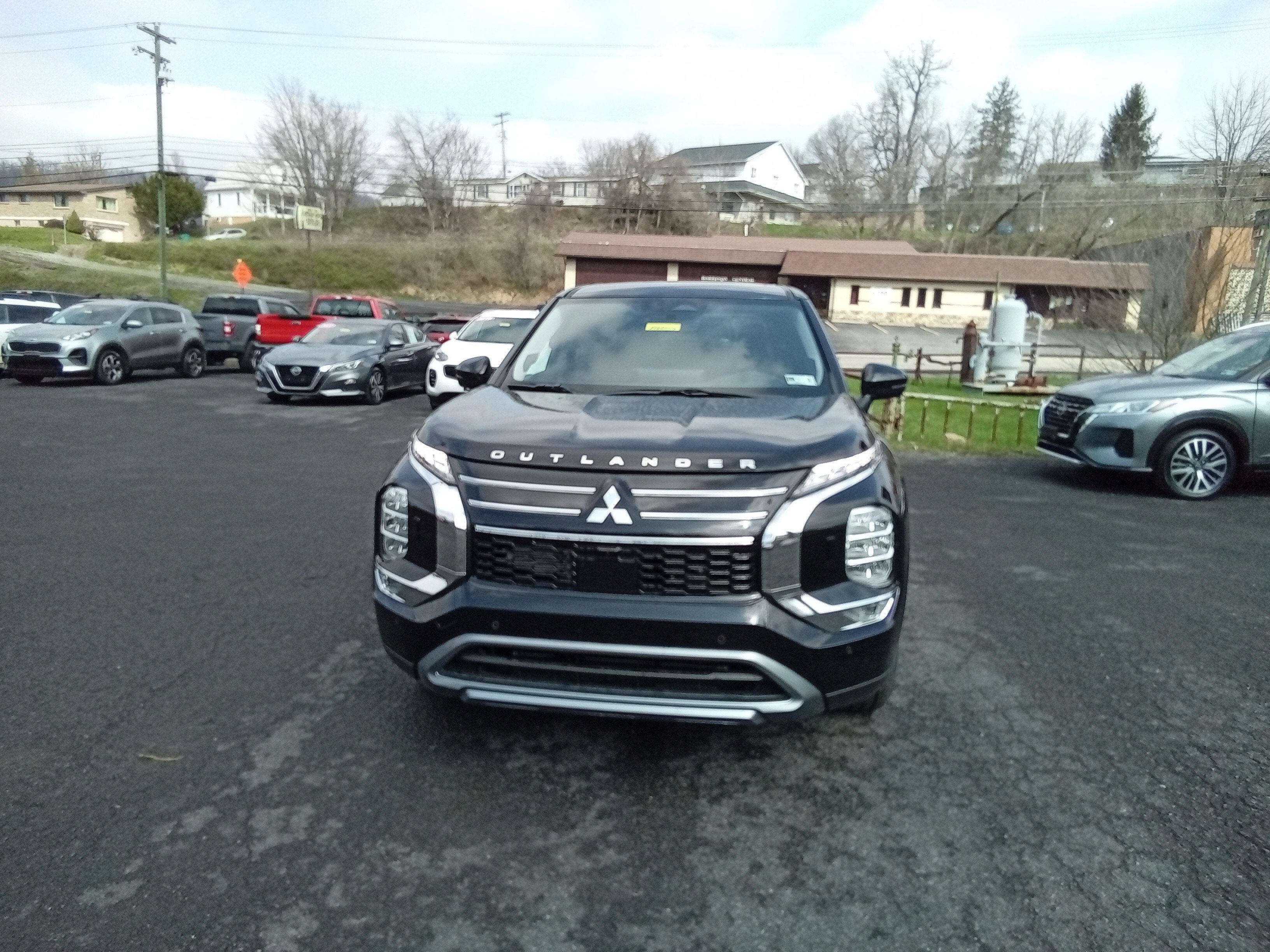 2026 Mitsubishi Outlander SE