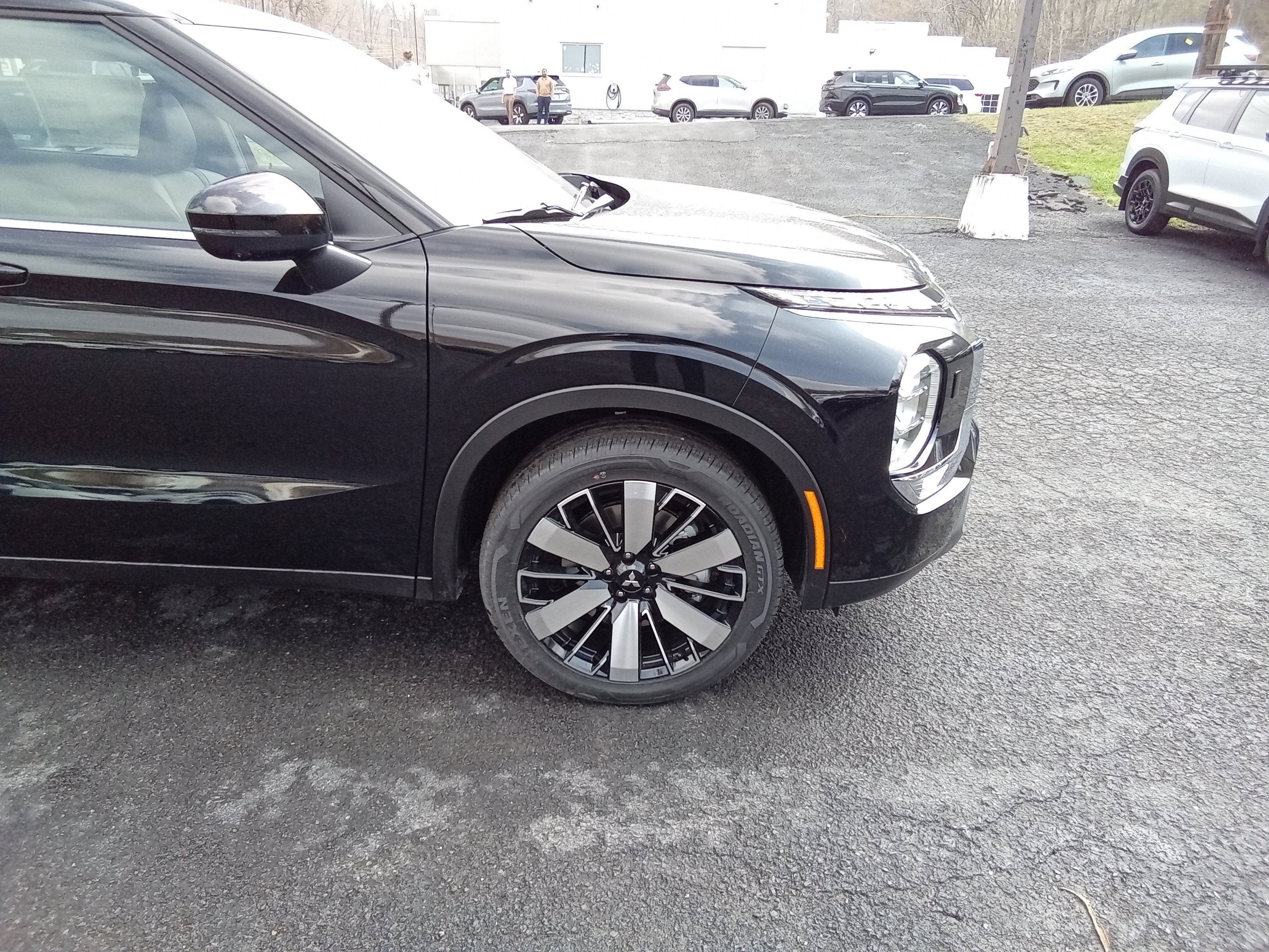 2026 Mitsubishi Outlander SE