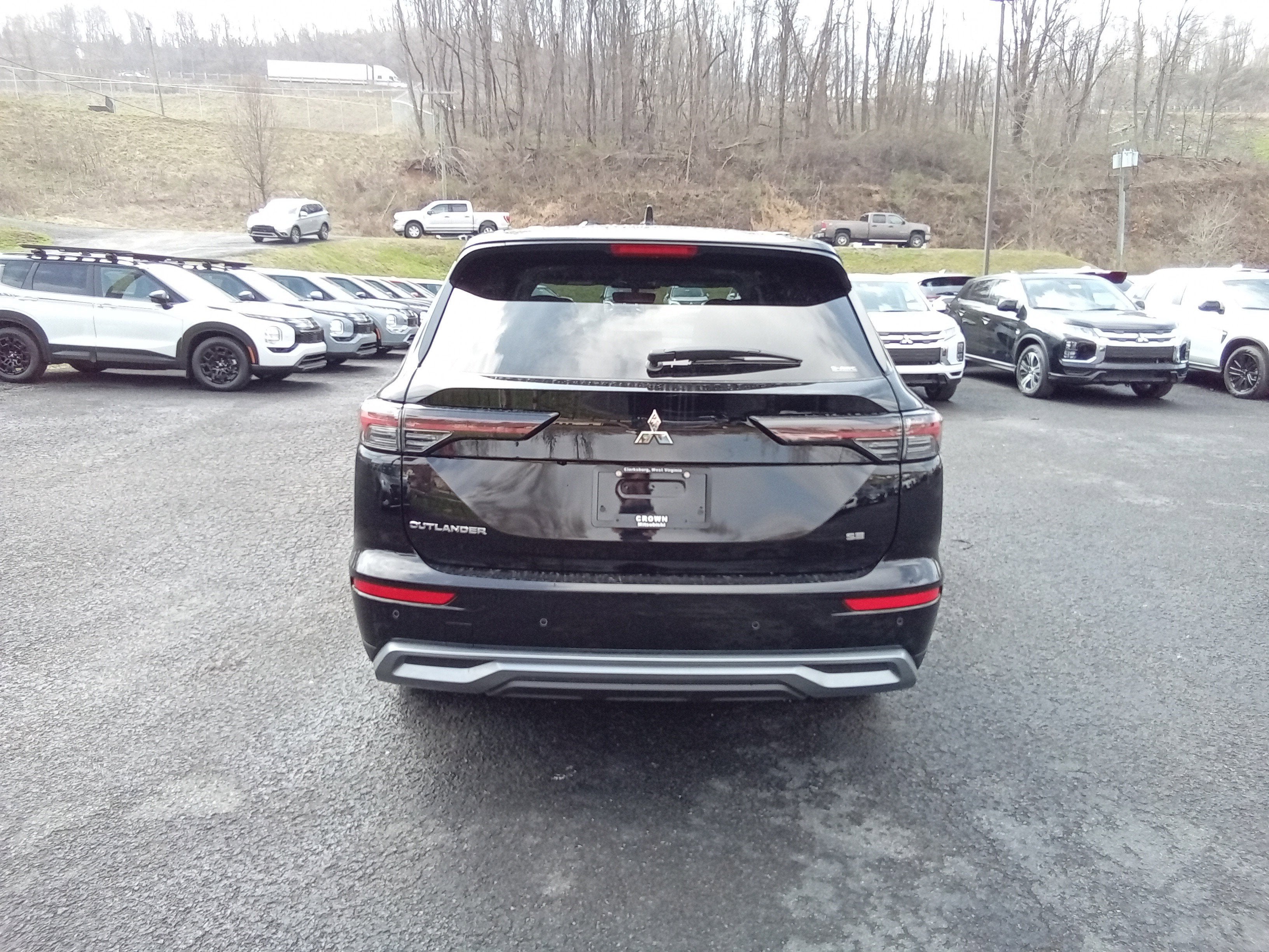 2026 Mitsubishi Outlander SE