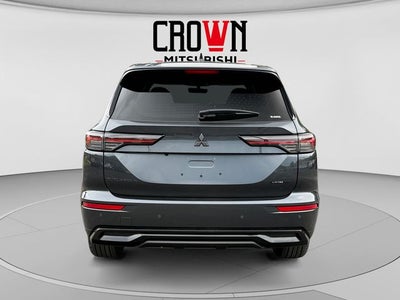 2026 Mitsubishi Outlander LE