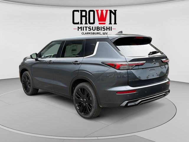 2026 Mitsubishi Outlander LE