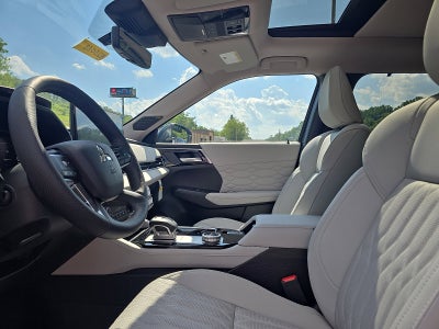 2025 Mitsubishi Outlander Platinum Edition