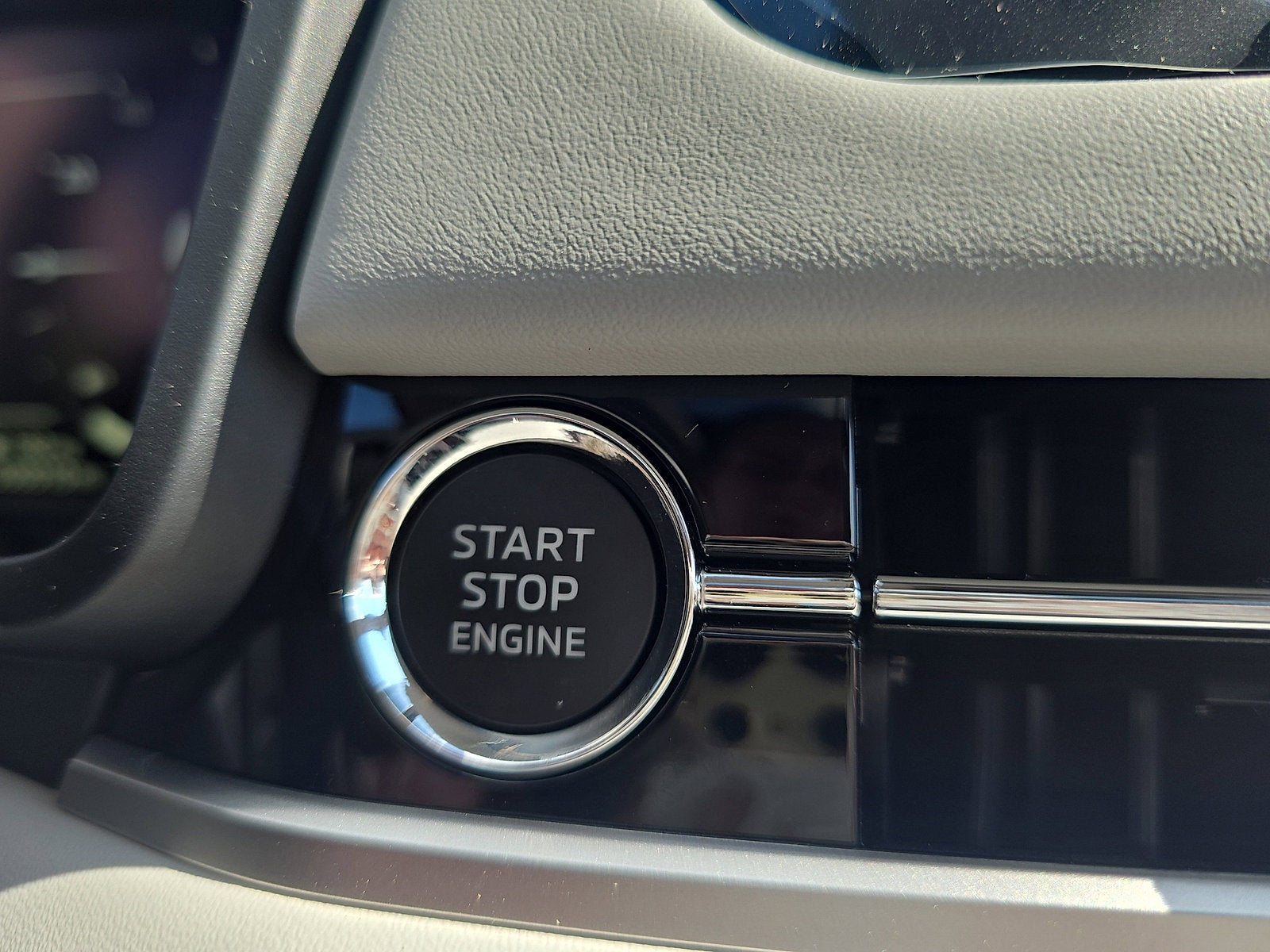 2025 Mitsubishi Outlander Platinum Edition