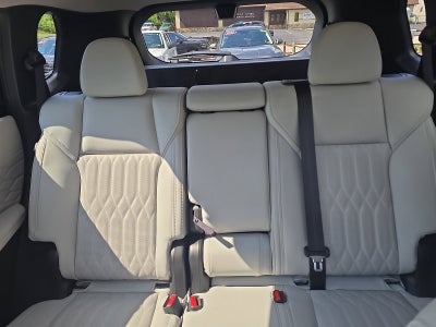 2025 Mitsubishi Outlander Platinum Edition