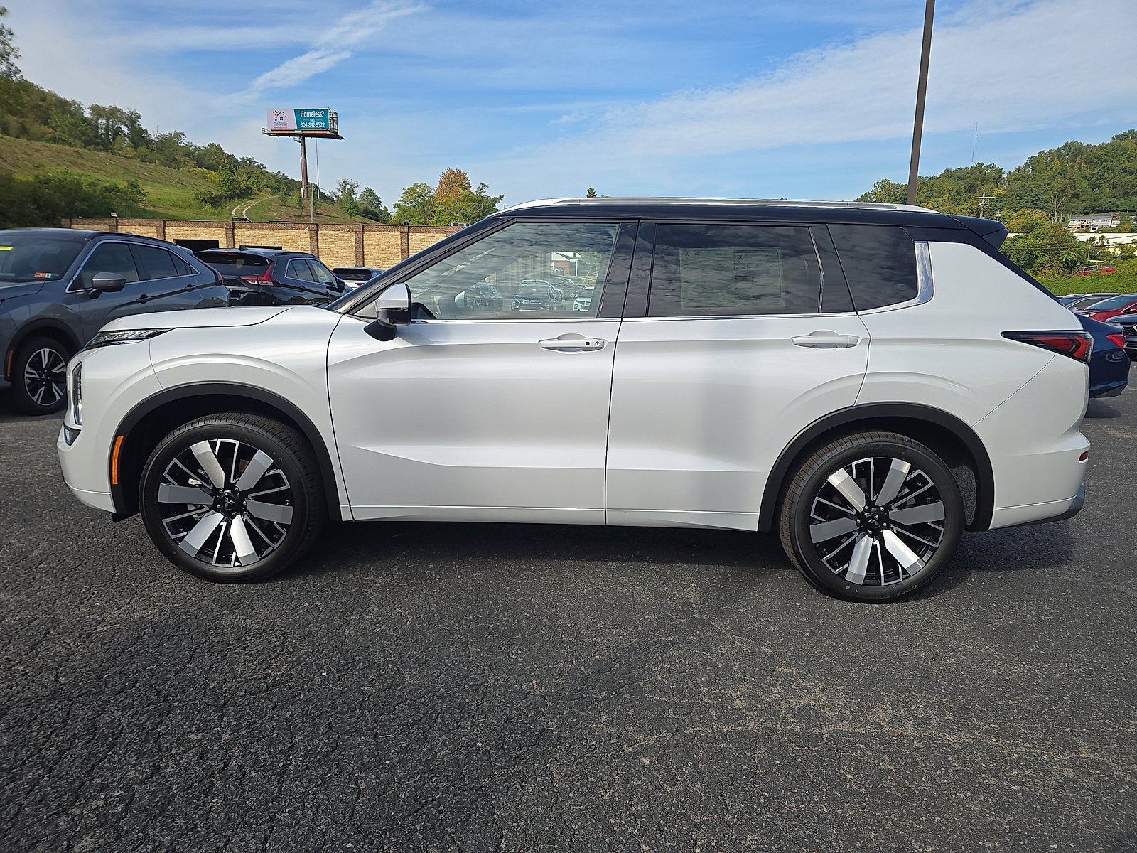 2025 Mitsubishi Outlander SEL