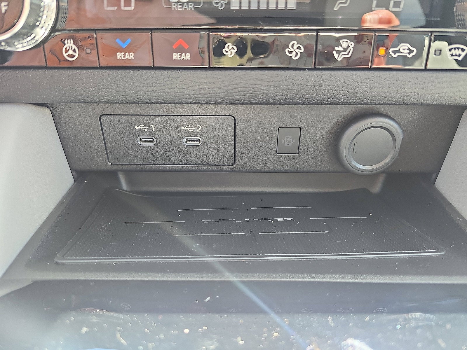 2025 Mitsubishi Outlander SEL