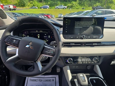2025 Mitsubishi Outlander Platinum Edition