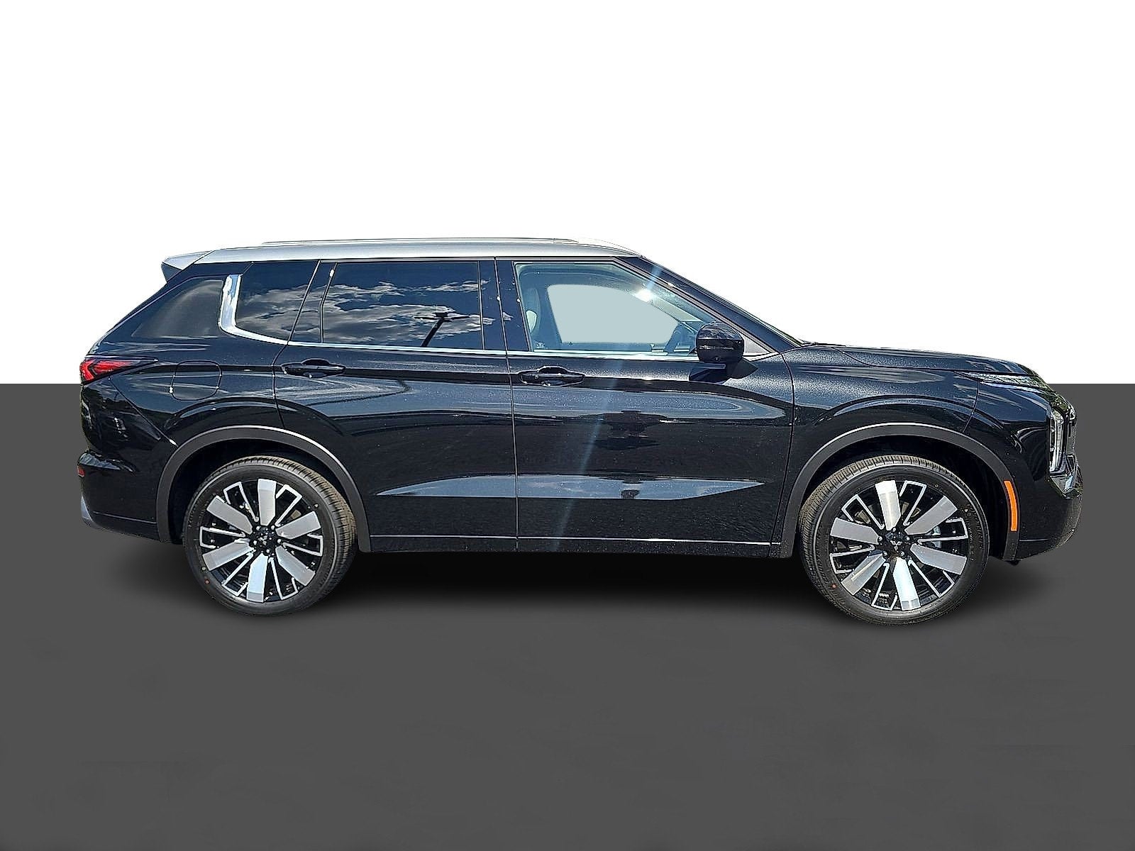 2025 Mitsubishi Outlander Platinum Edition