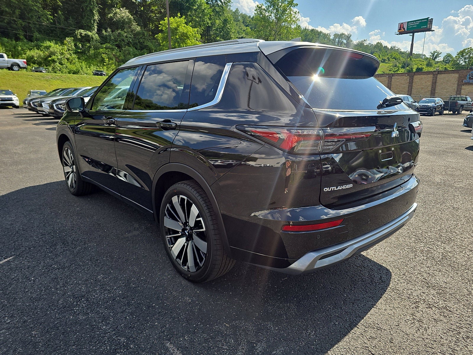 2025 Mitsubishi Outlander Platinum Edition