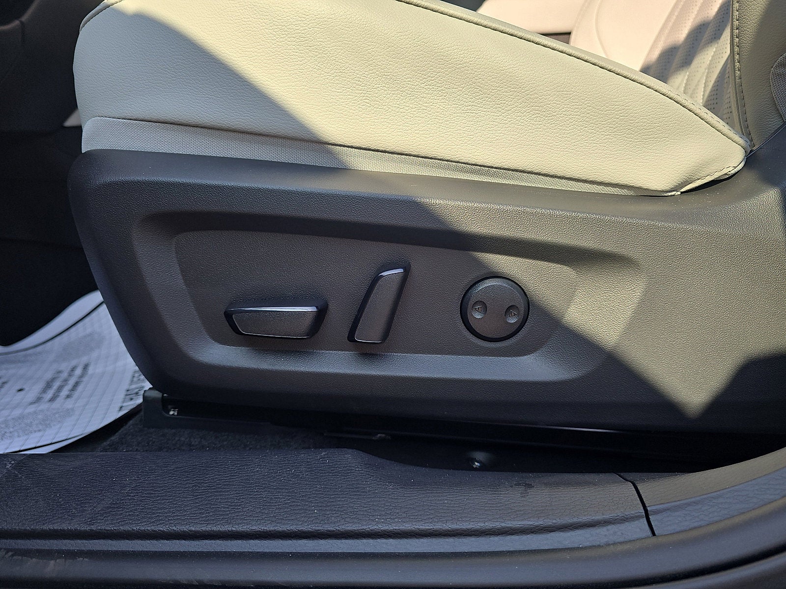 2025 Mitsubishi Outlander Platinum Edition